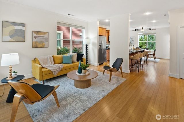 4338 28th Avenue S, Seattle, WA 98108