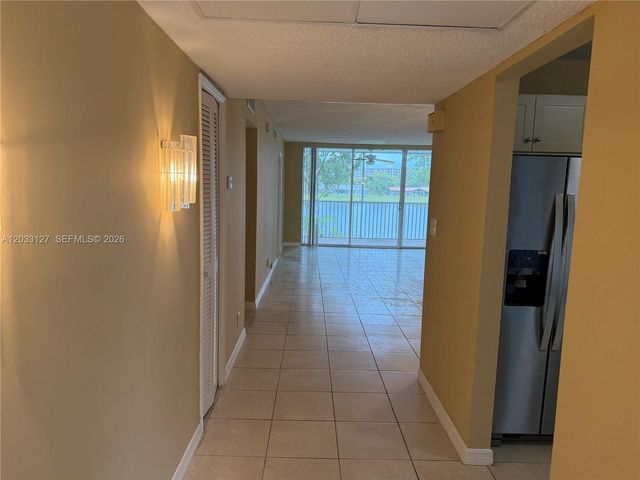 3100 N Course Ln 208, Pompano Beach, FL 33069