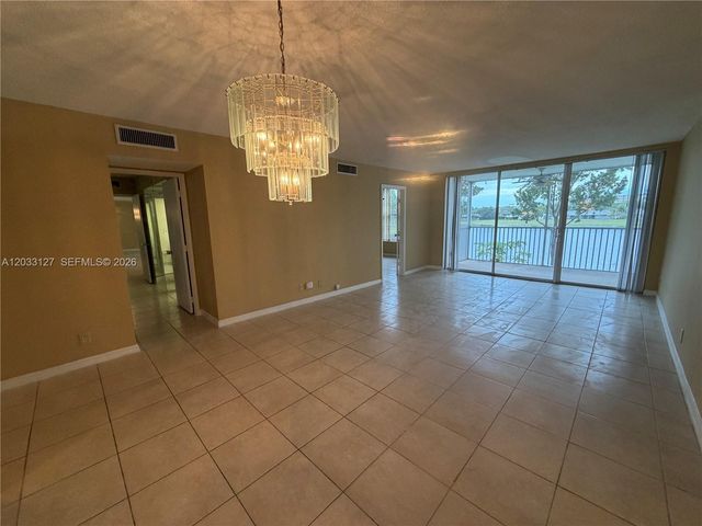 3100 N Course Ln 208, Pompano Beach, FL 33069