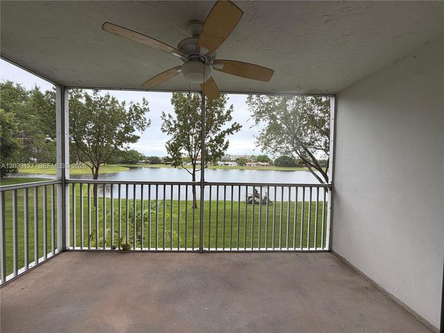 3100 N Course Ln 208, Pompano Beach, FL 33069