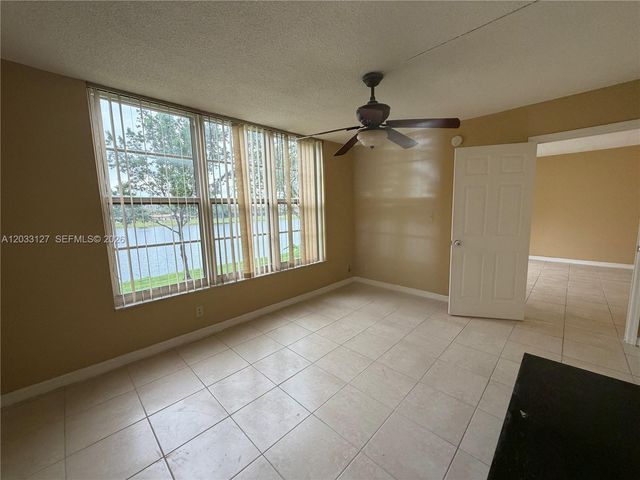 3100 N Course Ln 208, Pompano Beach, FL 33069