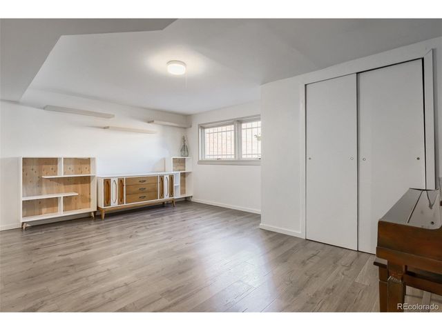 7660 S Sheridan Ct, Littleton, CO 80128