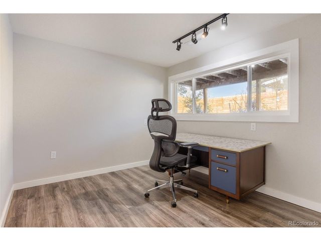 7660 S Sheridan Ct, Littleton, CO 80128