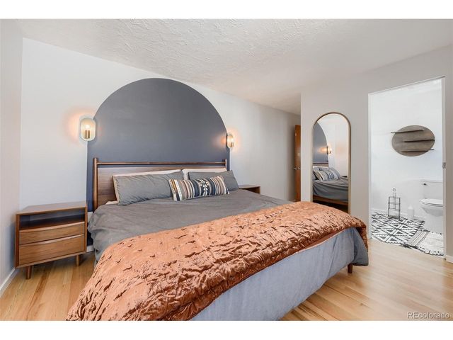 7660 S Sheridan Ct, Littleton, CO 80128