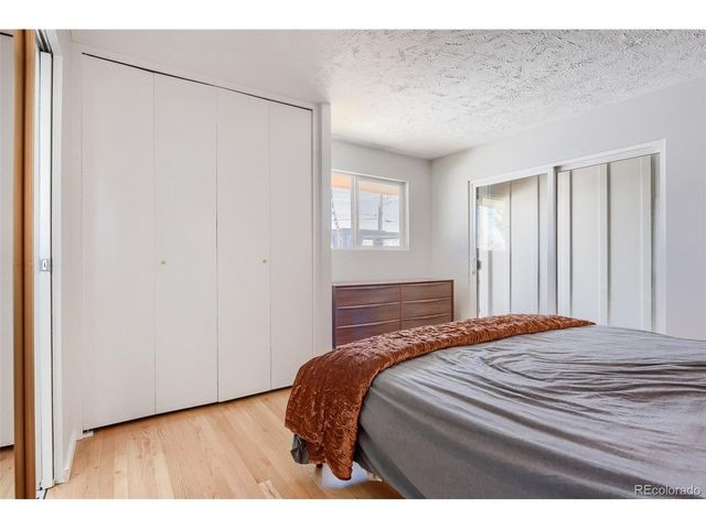 7660 S Sheridan Ct, Littleton, CO 80128