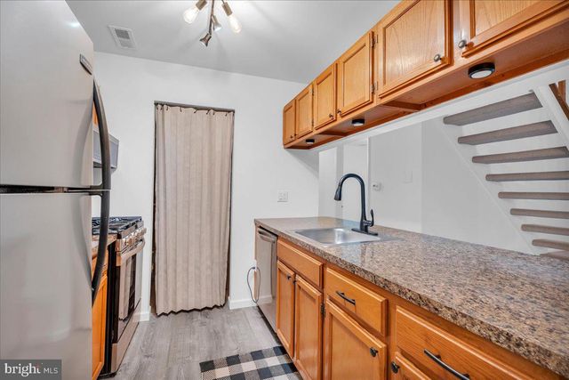 2102 THE WOODS, Cherry Hill, NJ 08003
