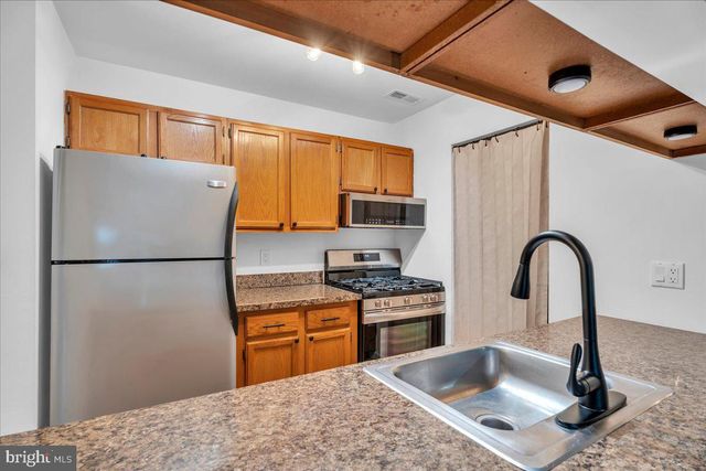 2102 THE WOODS, Cherry Hill, NJ 08003
