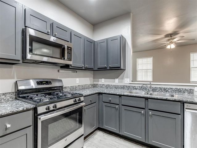 116 Ashley Drive 116 and 118, Edmond, OK 73003