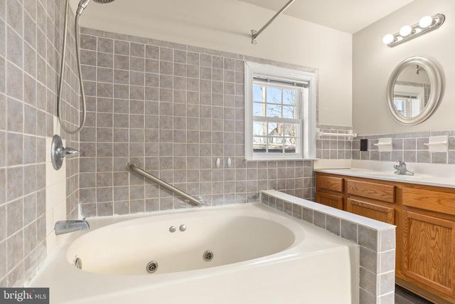 115 E PAGE ST, Luray, VA 22835