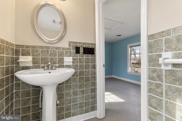 115 E PAGE ST, Luray, VA 22835