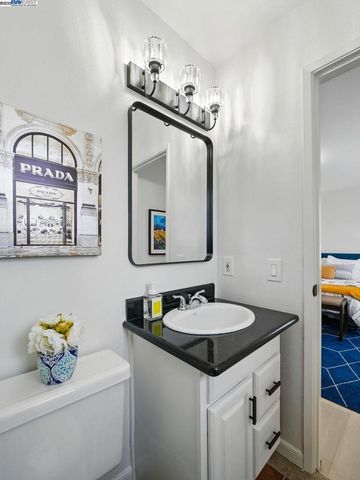 49 Paseo Grande E, San Lorenzo, CA 94580