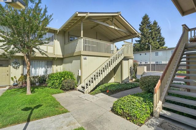 49 Paseo Grande E, San Lorenzo, CA 94580