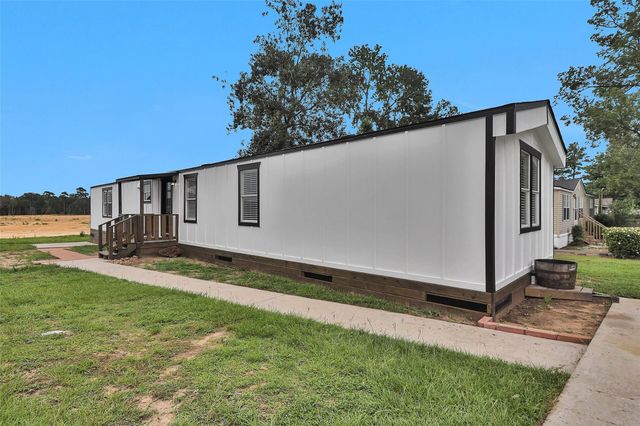 84 Ridgeway Drive, Conroe, TX 77303