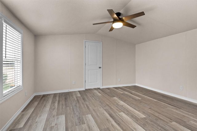 84 Ridgeway Drive, Conroe, TX 77303