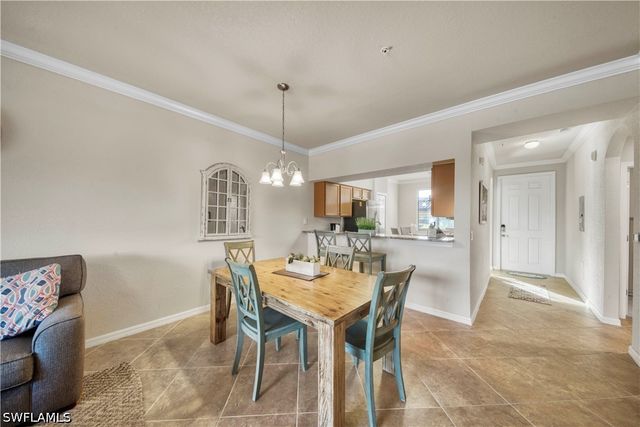 9830 Giaveno CIR 1615, Naples, FL 34113