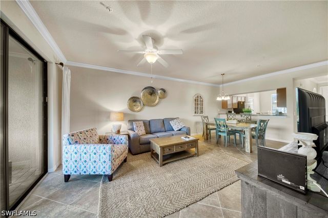 9830 Giaveno CIR 1615, Naples, FL 34113