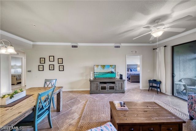 9830 Giaveno CIR 1615, Naples, FL 34113