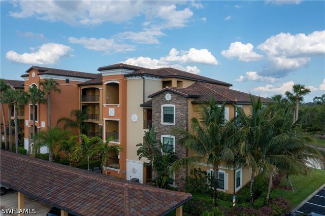 9830 Giaveno CIR 1615, Naples, FL 34113
