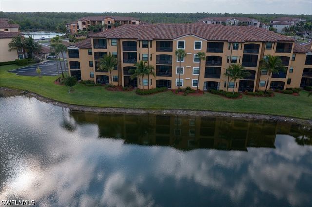 9830 Giaveno CIR 1615, Naples, FL 34113