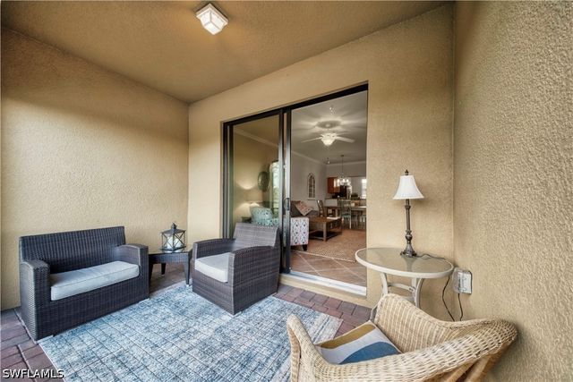 9830 Giaveno CIR 1615, Naples, FL 34113