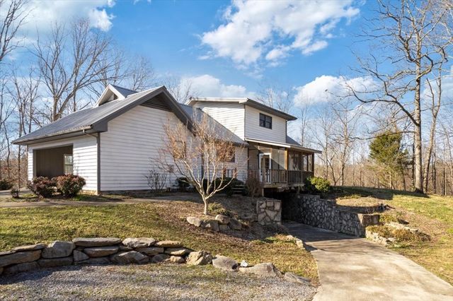496 Floodtown Road, Chatsworth, GA 30705