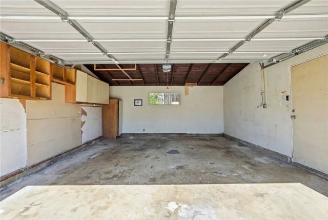 8452 Delco Avenue, Winnetka, CA 91306