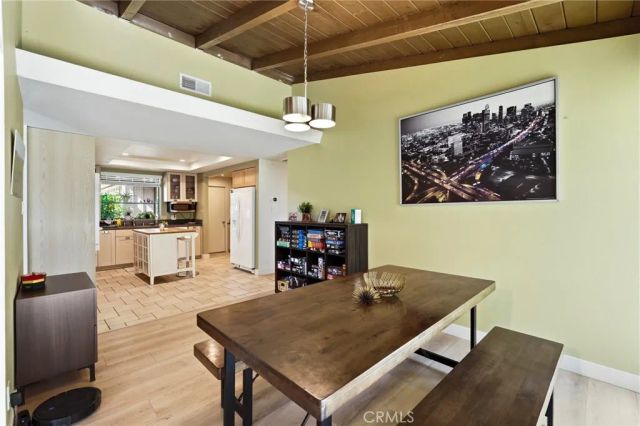 8452 Delco Avenue, Winnetka, CA 91306