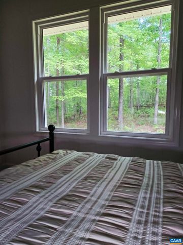 2335 DAVIS HWY, Mineral, VA 23117