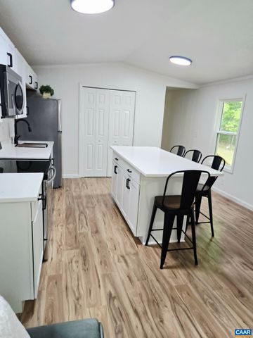 2335 DAVIS HWY, Mineral, VA 23117