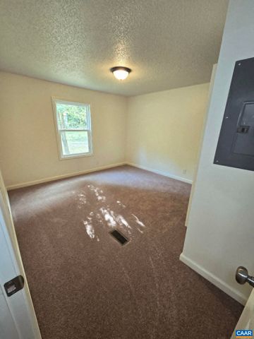 2335 DAVIS HWY, Mineral, VA 23117