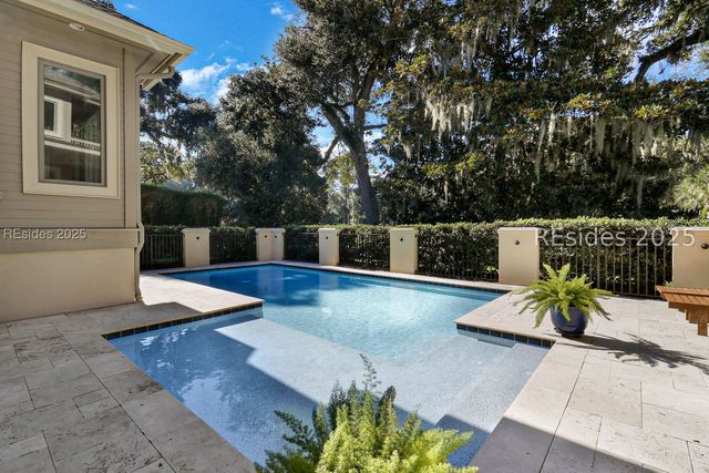42 Harleston Grn, Hilton Head Island, SC 29928