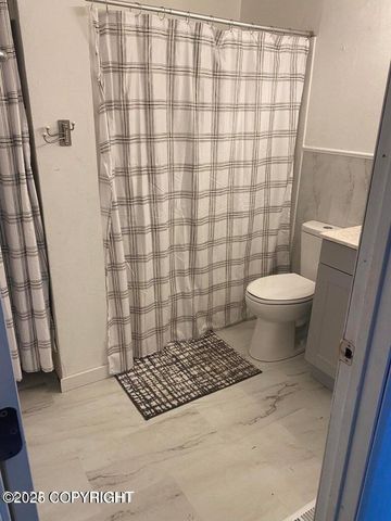 7020 Carline Circle, Anchorage, AK 99502