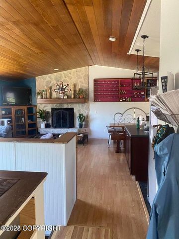 7020 Carline Circle, Anchorage, AK 99502