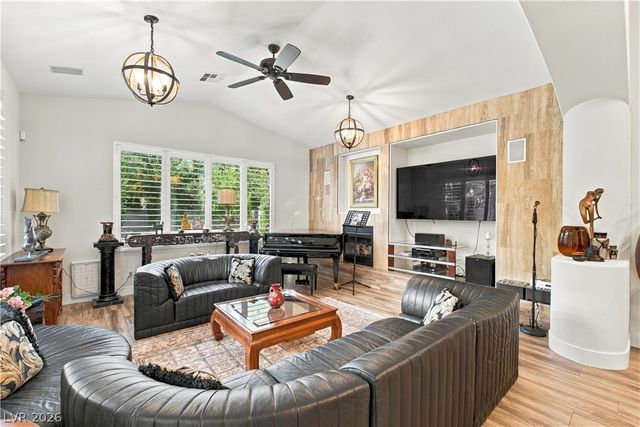 5434 Pendini Point Court, Las Vegas, NV 89141