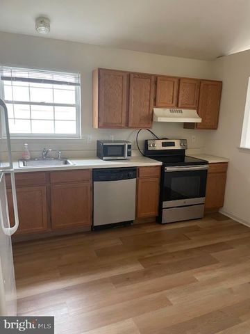 9200 OLD NEWTOWN RD, Philadelphia, PA 19115