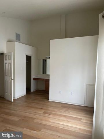 9200 OLD NEWTOWN RD, Philadelphia, PA 19115