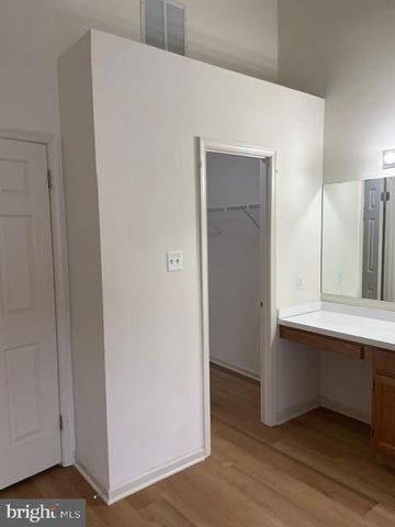 9200 OLD NEWTOWN RD, Philadelphia, PA 19115