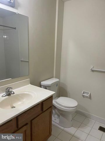 9200 OLD NEWTOWN RD, Philadelphia, PA 19115