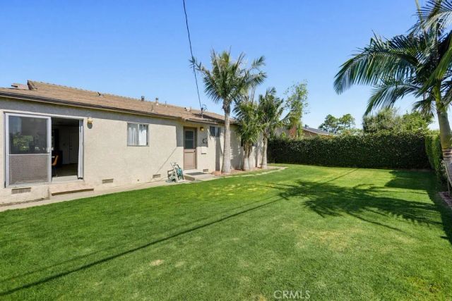 15852 Tullow, Huntington Beach, CA 92647