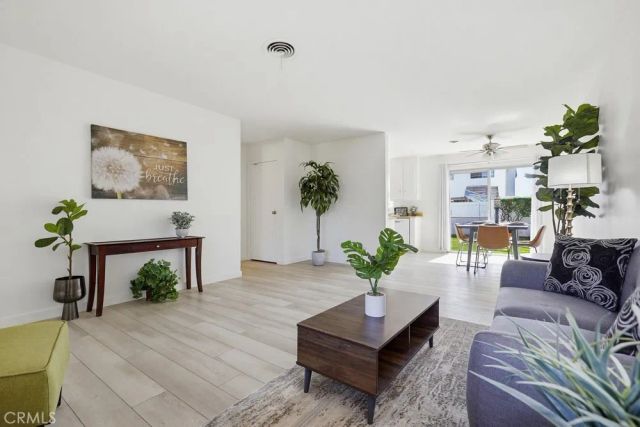 15852 Tullow, Huntington Beach, CA 92647