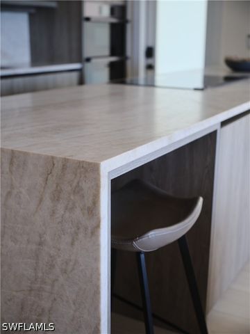 322 Harbour DR 104D, Naples, FL 34103