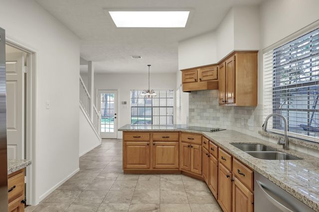 23 Heathstone Place, The Woodlands, TX 77381