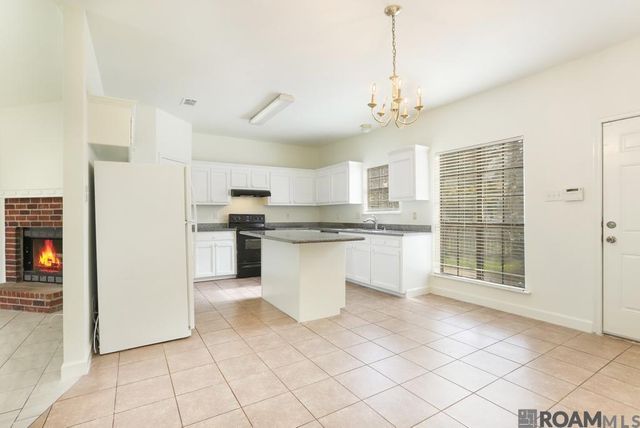 17282 Lake Park Ave, Baton Rouge, LA 70816