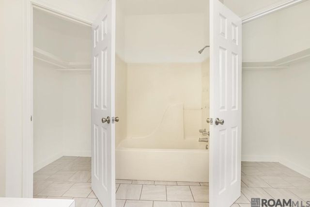 17282 Lake Park Ave, Baton Rouge, LA 70816