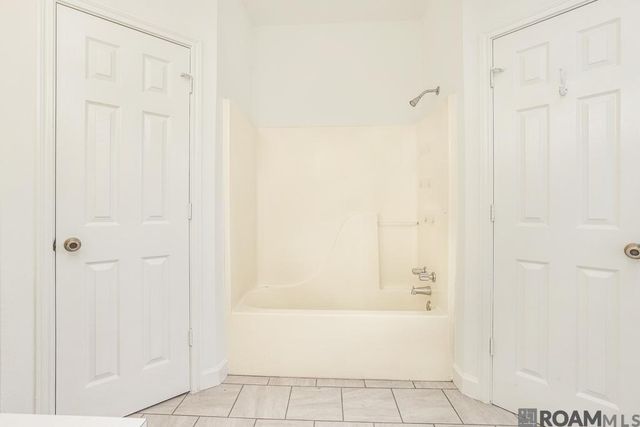 17282 Lake Park Ave, Baton Rouge, LA 70816