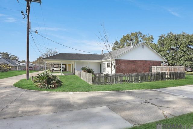 17282 Lake Park Ave, Baton Rouge, LA 70816