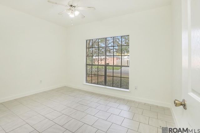 17282 Lake Park Ave, Baton Rouge, LA 70816