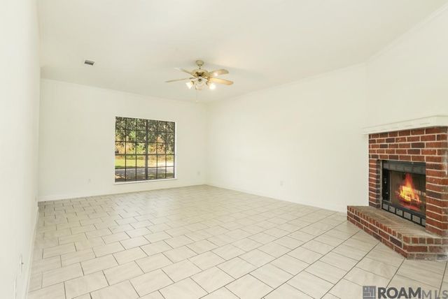 17282 Lake Park Ave, Baton Rouge, LA 70816