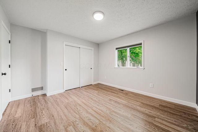 1711 Sioux Court, Grove City, OH 43123