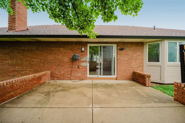1711 Sioux Court, Grove City, OH 43123